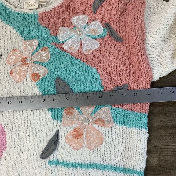 VTG Needles & Yarn Size Large Knit Floral Sweater Women Embellished Ivory Padded - Picture 5 of 10
